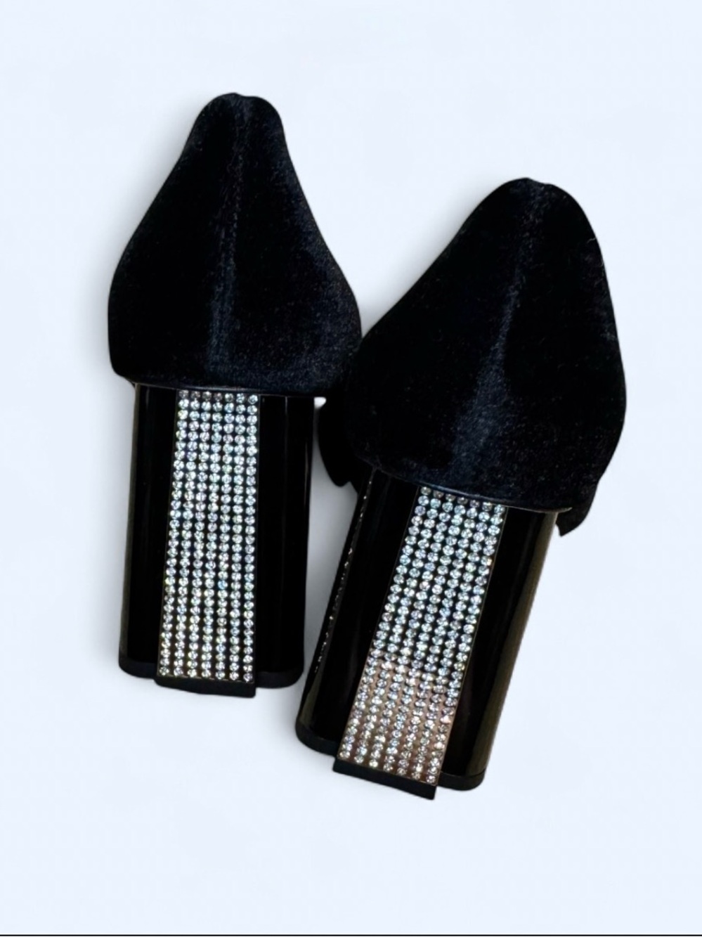Kate Spade Sybil pumps Black velvet embellished spade shaped  block heel Pumps